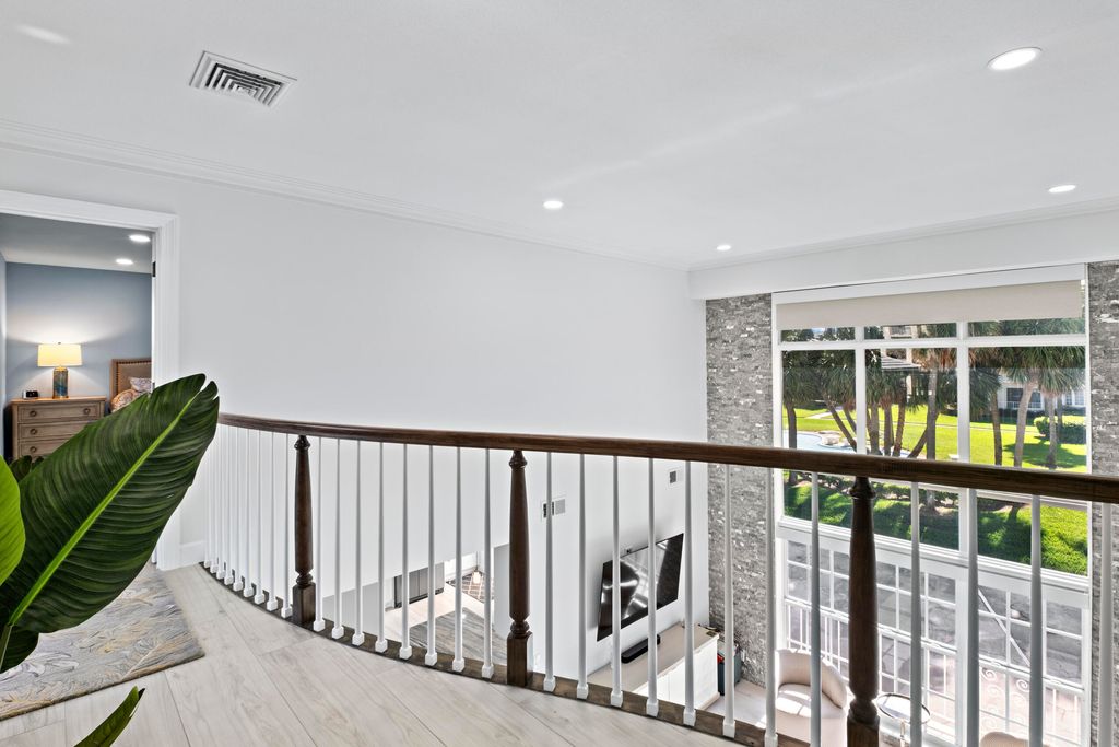 Image 21 of property listing at 1299 S Ocean Boulevard S3, Boca Raton, FL 33432