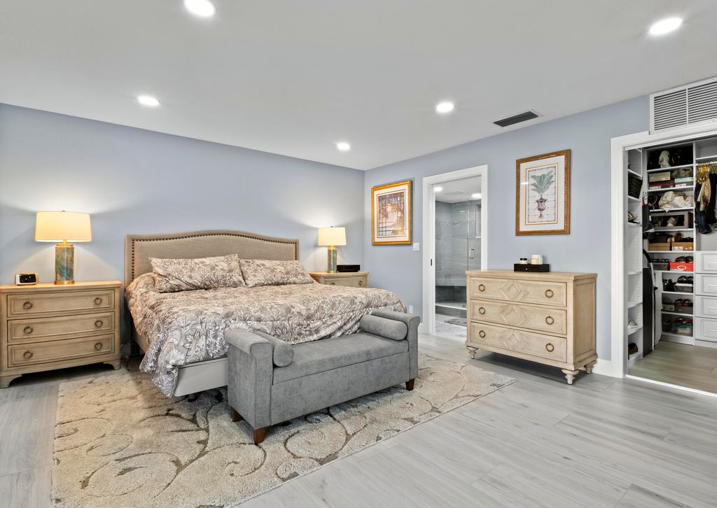 Image 30 of property listing at 1299 S Ocean Boulevard S3, Boca Raton, FL 33432