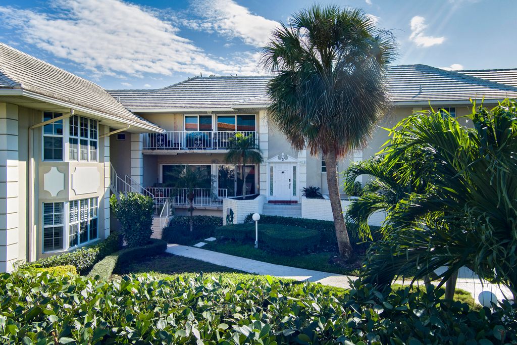 Image 39 of property listing at 1299 S Ocean Boulevard S3, Boca Raton, FL 33432