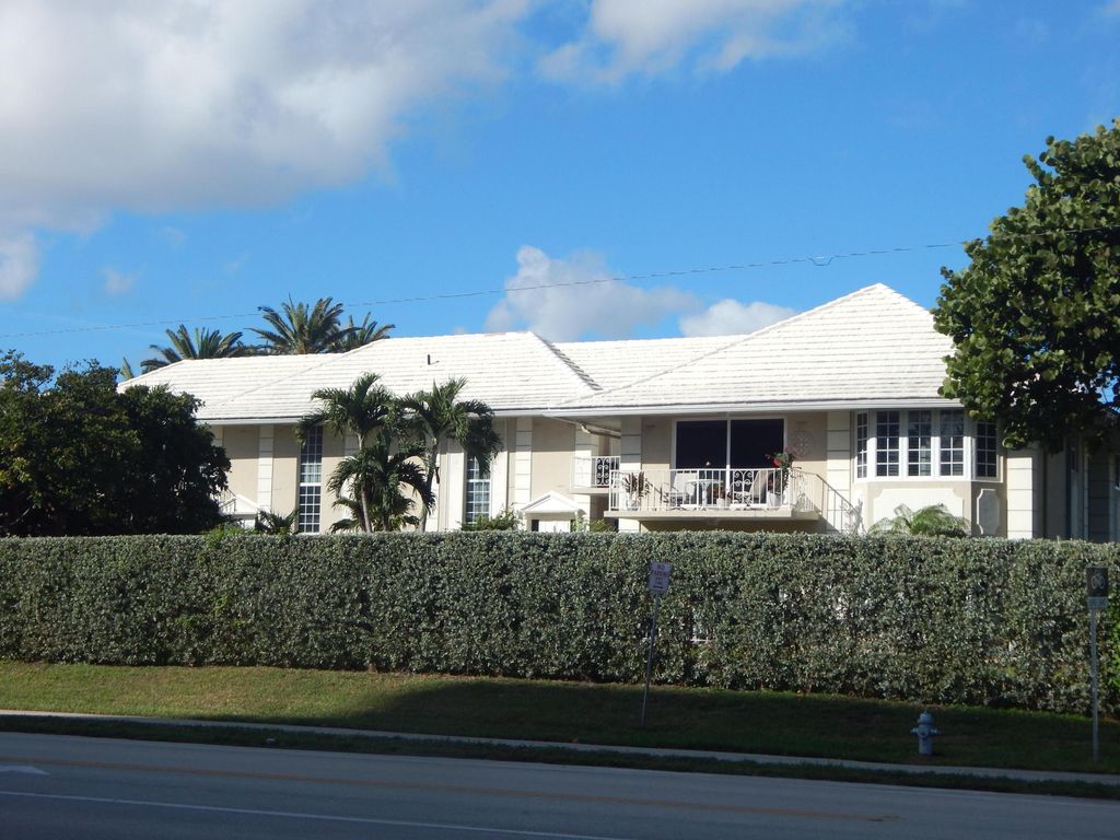Image 47 of property listing at 1299 S Ocean Boulevard S3, Boca Raton, FL 33432