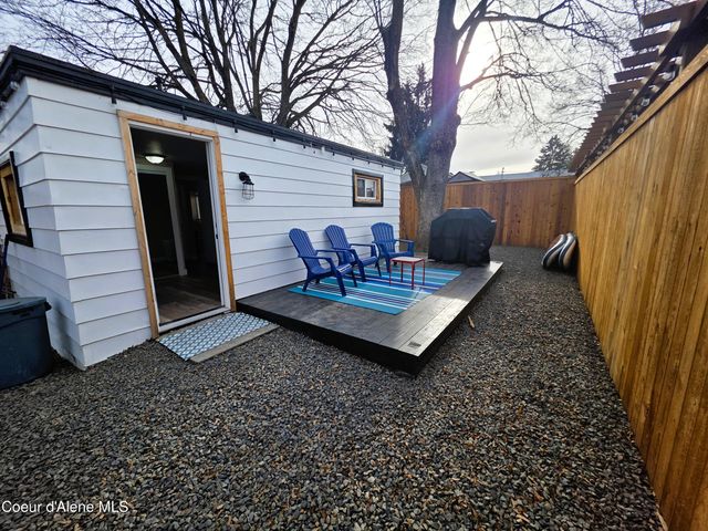 1223 N 1ST ST, Coeur D'alene, ID 83814