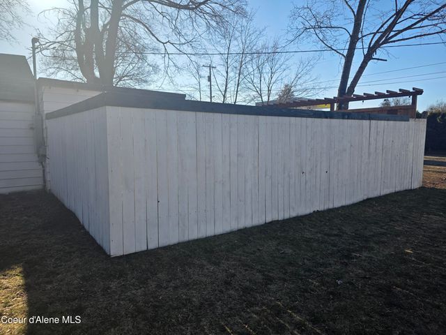 1223 N 1ST ST, Coeur D'alene, ID 83814