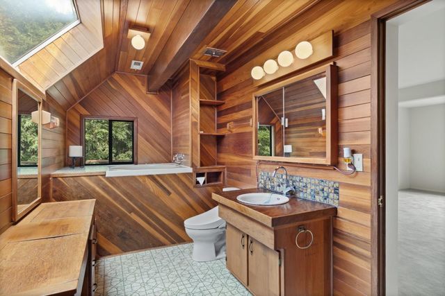 26175 Pierce Road, Los Gatos, CA 95033