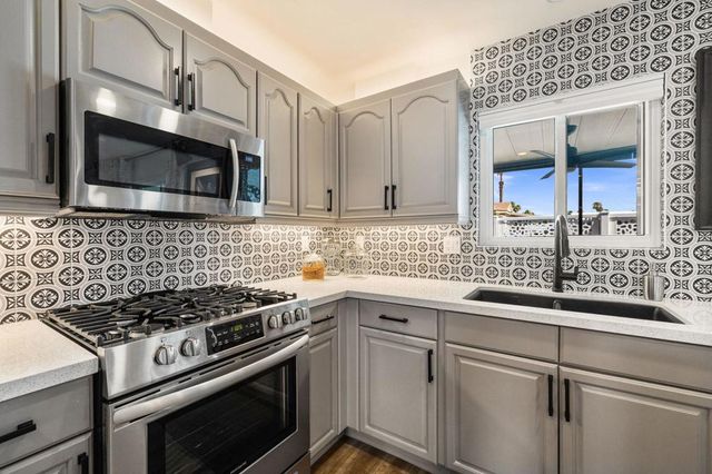 183 Figuaro Drive, Palm Springs, CA 92264