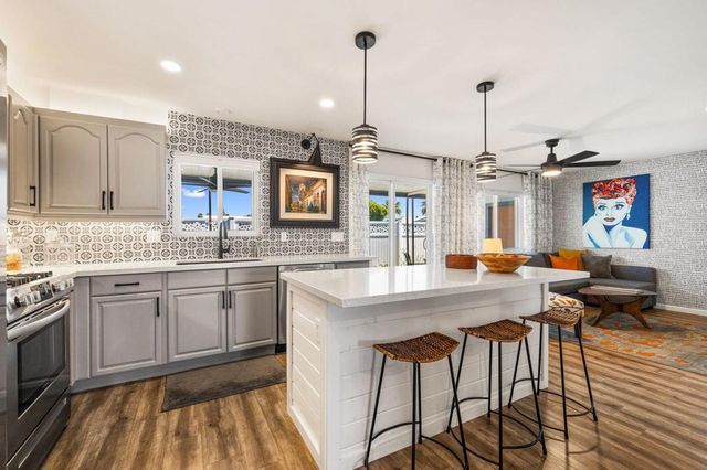 183 Figuaro Drive, Palm Springs, CA 92264