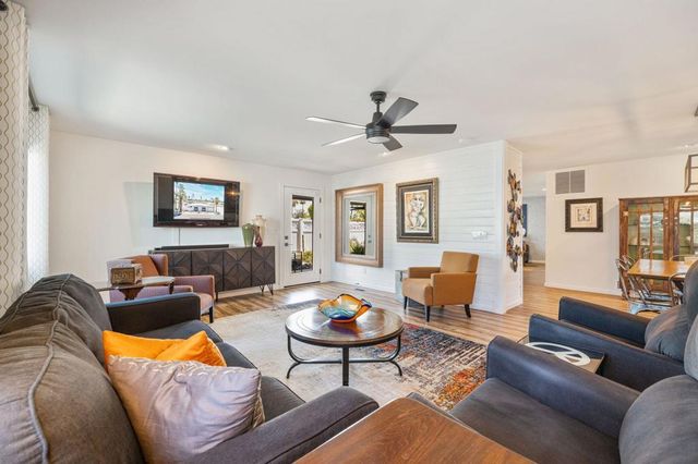 183 Figuaro Drive, Palm Springs, CA 92264