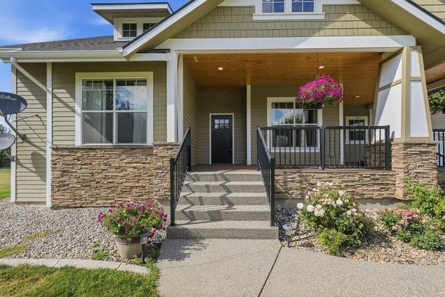 5748 Jergens Rd, Nine Mile Falls, WA 99026