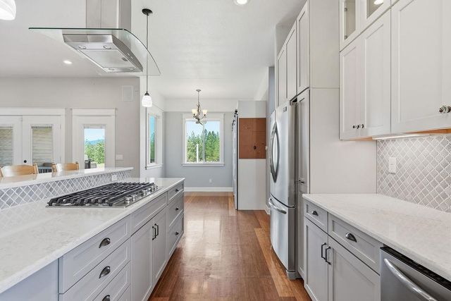 5748 Jergens Rd, Nine Mile Falls, WA 99026