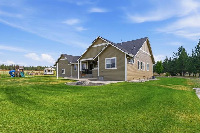 5748 Jergens Rd, Nine Mile Falls, WA 99026