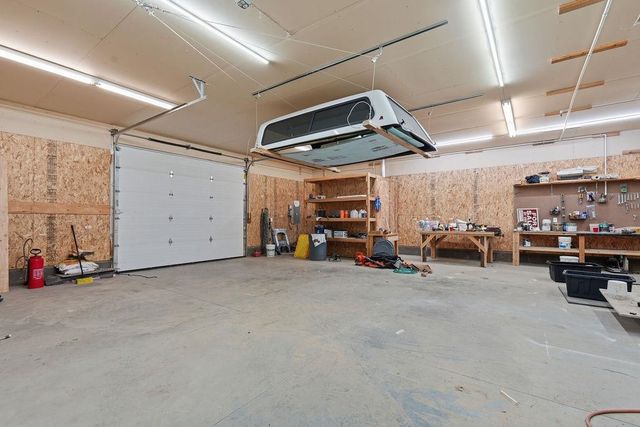 5748 Jergens Rd, Nine Mile Falls, WA 99026