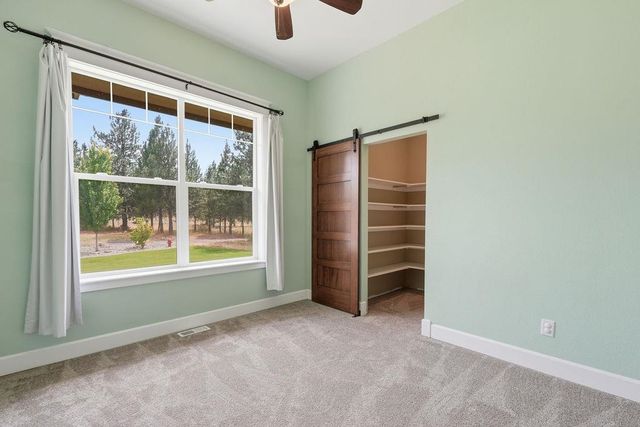 5748 Jergens Rd, Nine Mile Falls, WA 99026