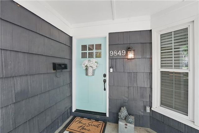 9849 Riggs Street, Overland Park, KS 66212