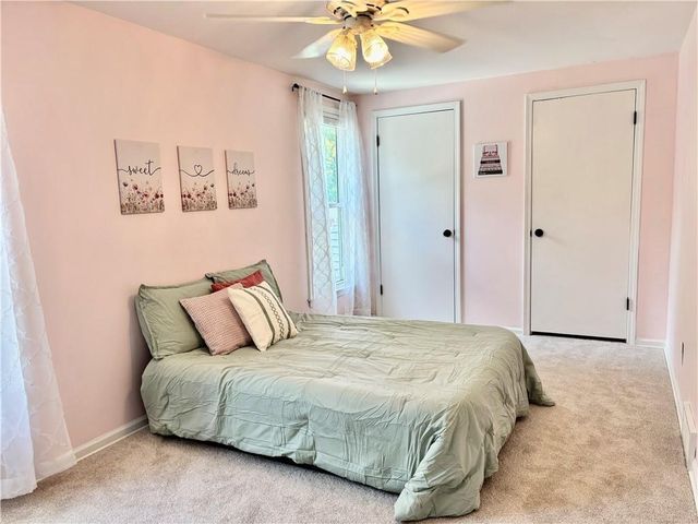 9849 Riggs Street, Overland Park, KS 66212