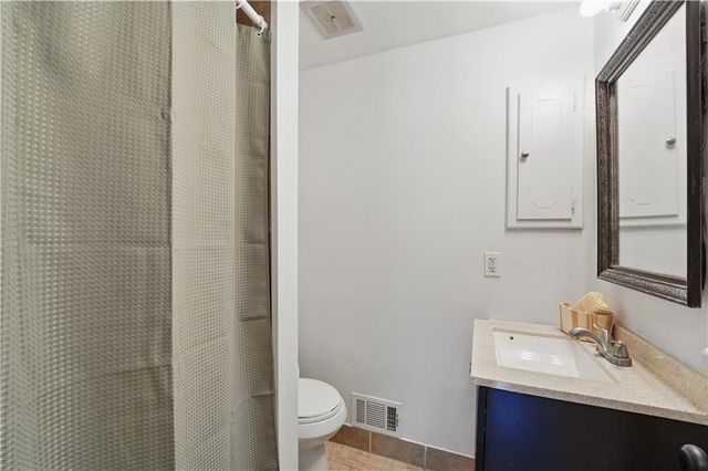 9849 Riggs Street, Overland Park, KS 66212