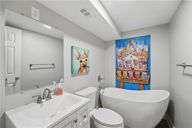 9849 Riggs Street, Overland Park, KS 66212