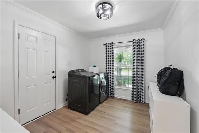 9849 Riggs Street, Overland Park, KS 66212