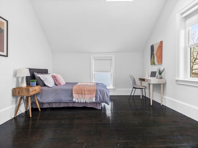 131 Centre Street, Boston, MA 02124