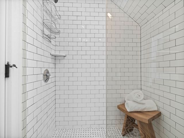 131 Centre Street, Boston, MA 02124