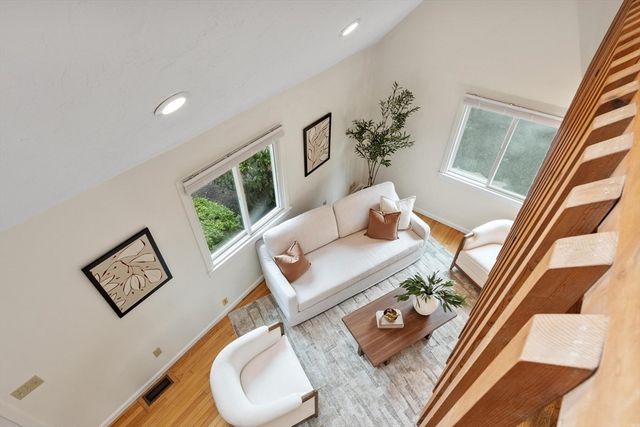 1 Heather Hill Road, Acton, MA 01720