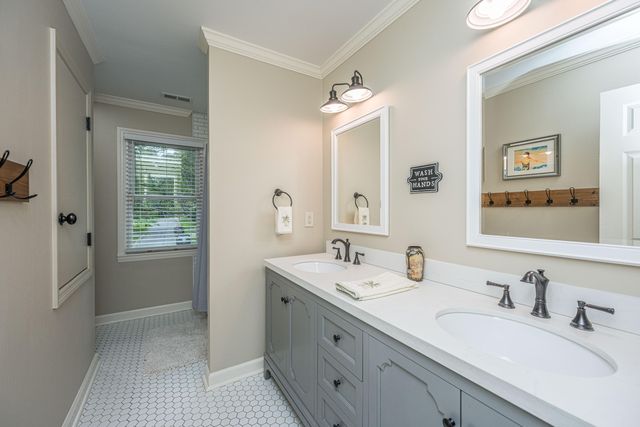 199 High Grove Road, Summerville, SC 29485