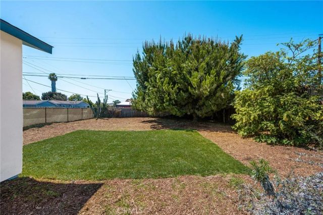 1000 W 131st, Compton, CA 90222