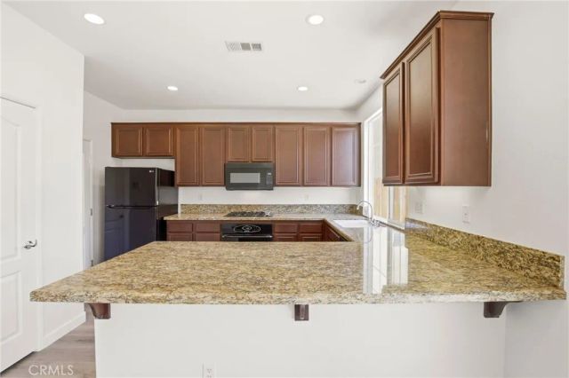 31598 Six Rivers Court, Temecula, CA 92592