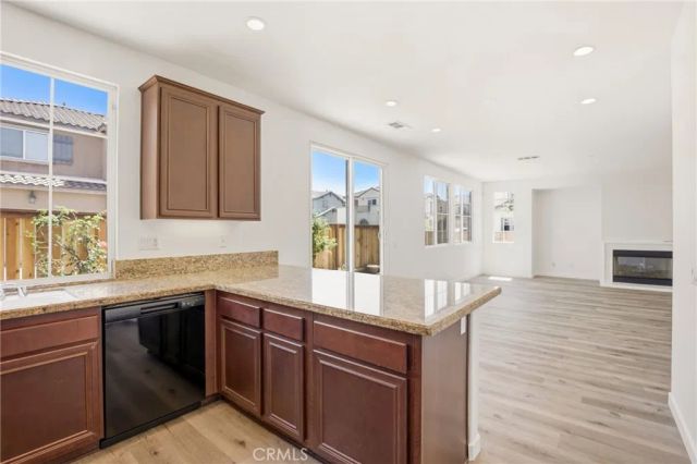 31598 Six Rivers Court, Temecula, CA 92592