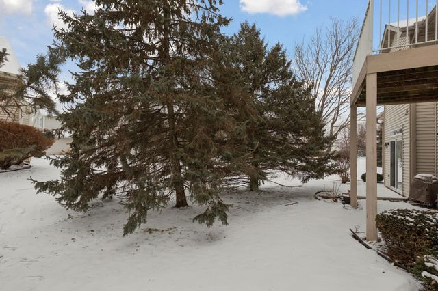 2216 Water Lilly Lane 607, Eagan, MN 55122