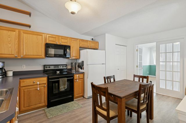 2216 Water Lilly Lane 607, Eagan, MN 55122