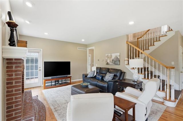 25290 Quivira Road, Louisburg, KS 66053