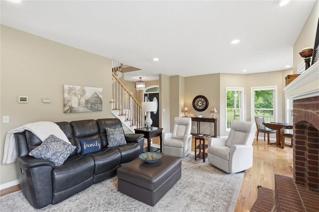25290 Quivira Road, Louisburg, KS 66053
