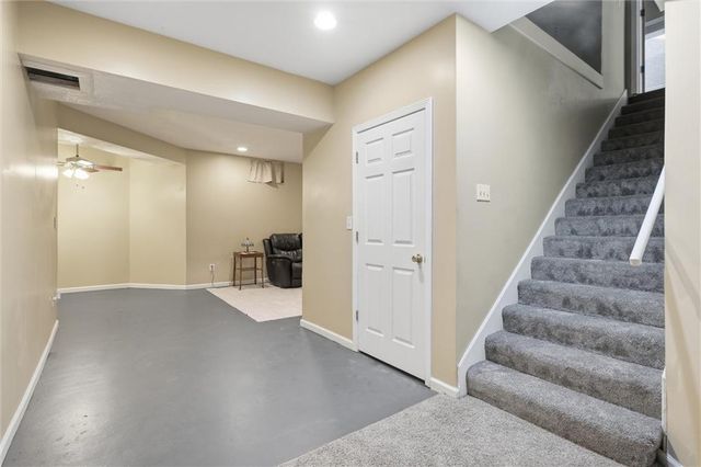 25290 Quivira Road, Louisburg, KS 66053
