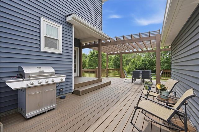 25290 Quivira Road, Louisburg, KS 66053