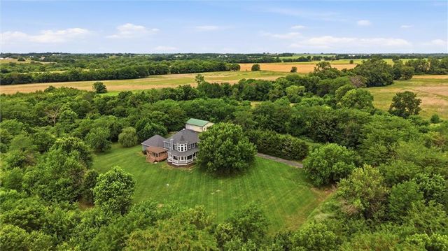 25290 Quivira Road, Louisburg, KS 66053