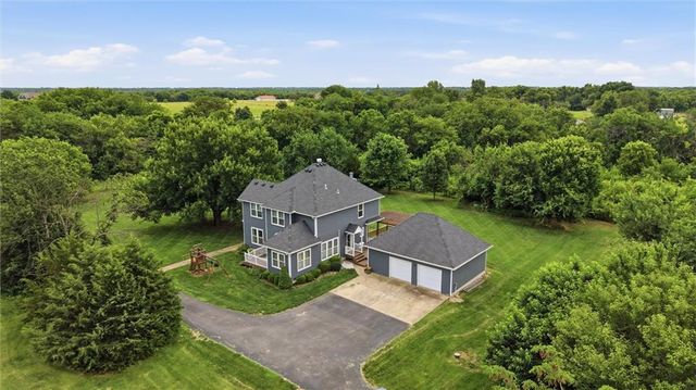 25290 Quivira Road, Louisburg, KS 66053