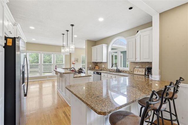 25290 Quivira Road, Louisburg, KS 66053
