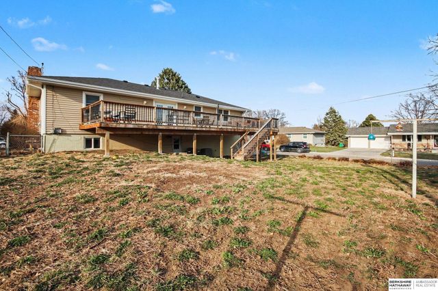 20751 Emmet Street, Omaha, NE 68022