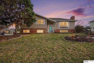 20751 Emmet Street, Omaha, NE 68022