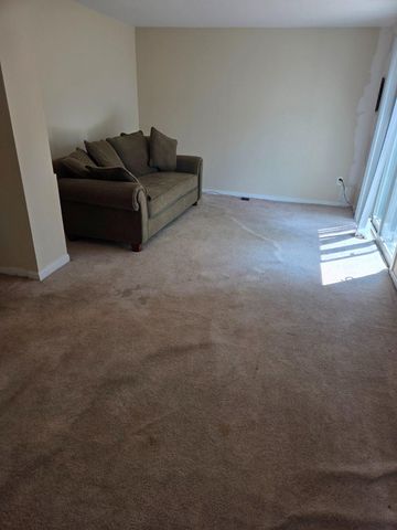9031 PINEY GROVE DR, Fairfax, VA 22031