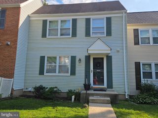 9031 PINEY GROVE DR, Fairfax, VA 22031