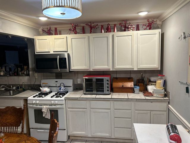 1101 E 6th Ave, Pine Bluff, AR 71601