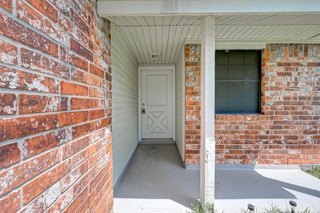 4739 Parkland Street Street, Pasadena, TX 77504