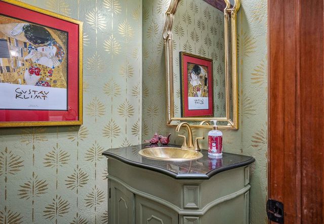 409 Siena Drive, Edmond, OK 73034