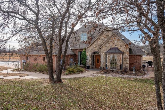 409 Siena Drive, Edmond, OK 73034