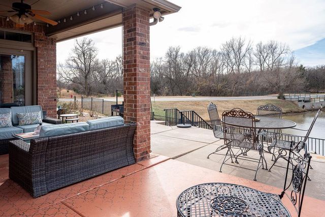 409 Siena Drive, Edmond, OK 73034