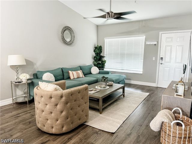 4985 sandra bay DR 203, Naples, FL 34109