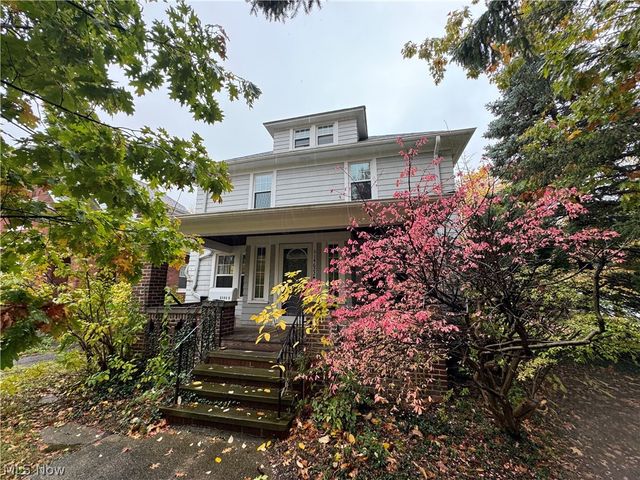 14622 Superior Road, Cleveland, OH 44118