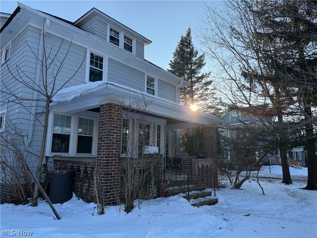 14622 Superior Road, Cleveland, OH 44118