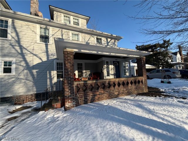 14622 Superior Road, Cleveland, OH 44118