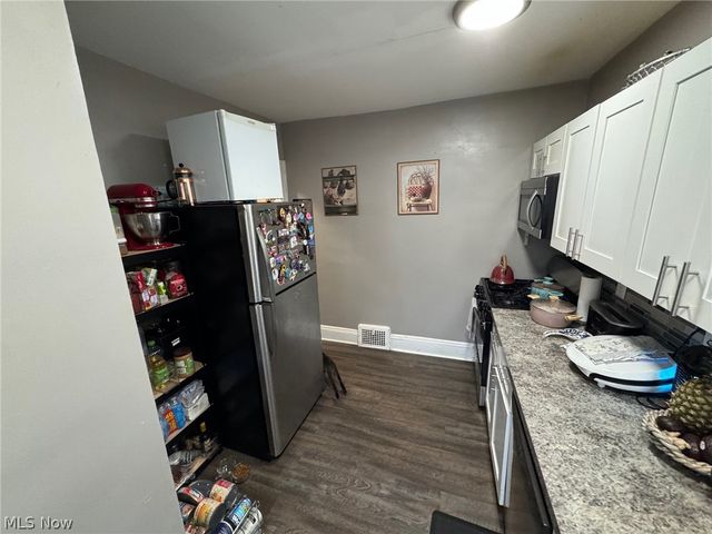 14622 Superior Road, Cleveland, OH 44118